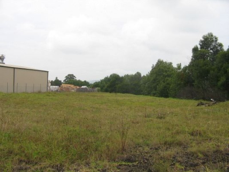 72 Meroo Road, Bomaderry NSW 2541