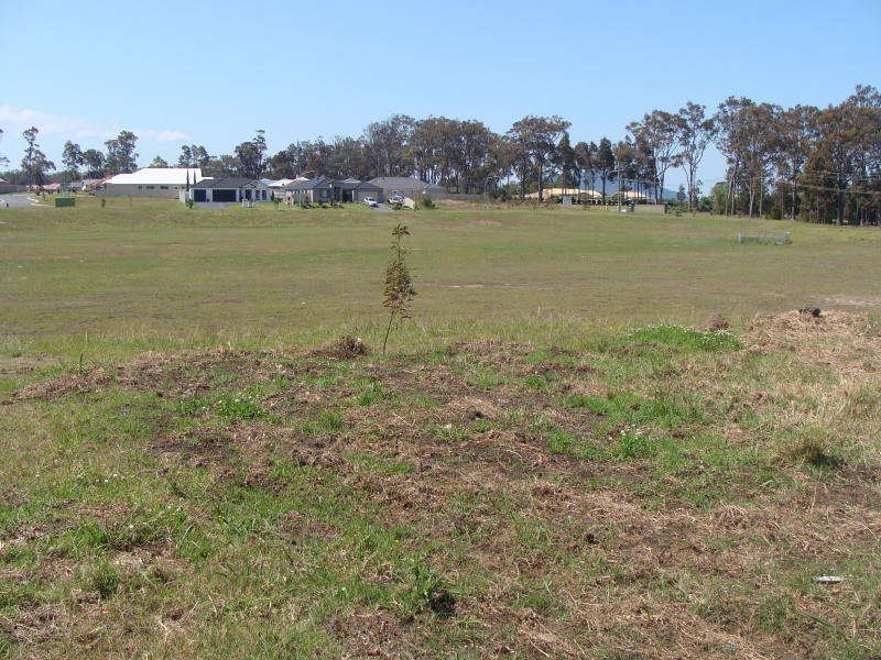 7 Coral Gum Court, Worrigee NSW 2540