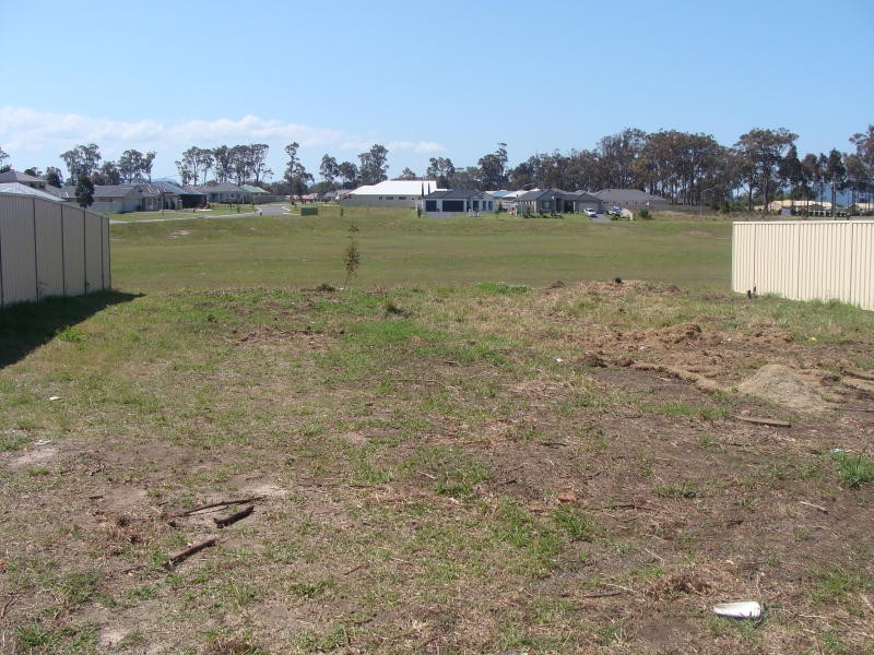 7 Coral Gum Court, Worrigee NSW 2540