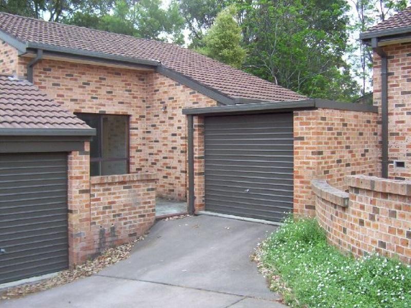 12/27 Bowada St, Bomaderry NSW 2541