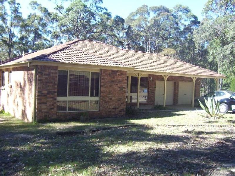 3 McArthur Drive, Falls Creek NSW 2540