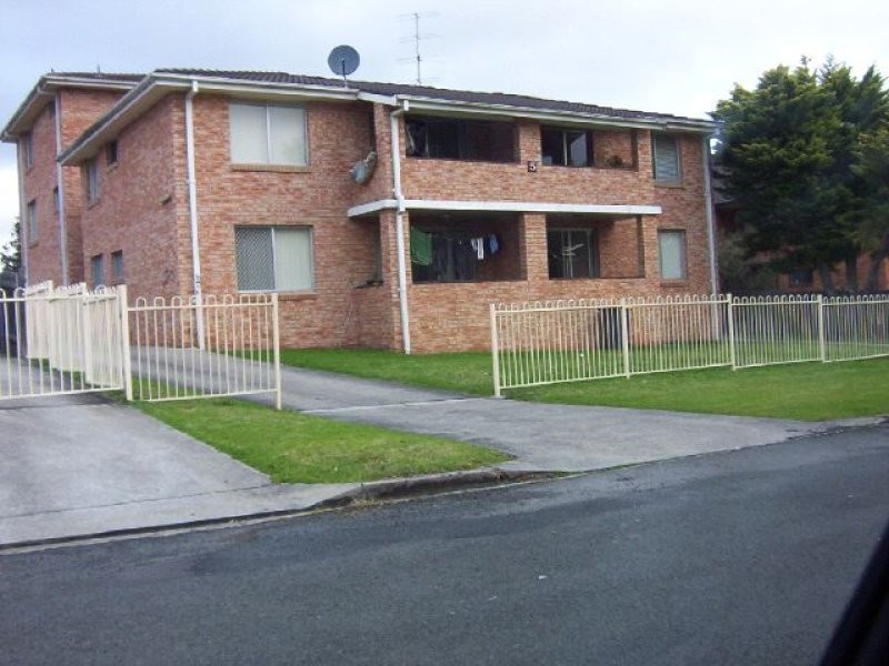 8/5 Shorland Pl, Nowra NSW 2541