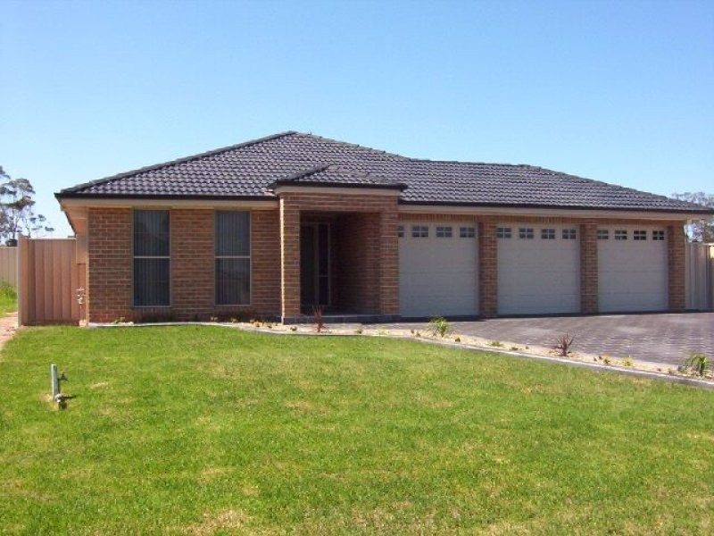 38 MINTBUSH CRESCENT, Worrigee NSW 2540