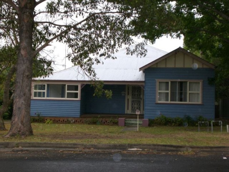 80 Shoalhaven Street, Nowra NSW 2541