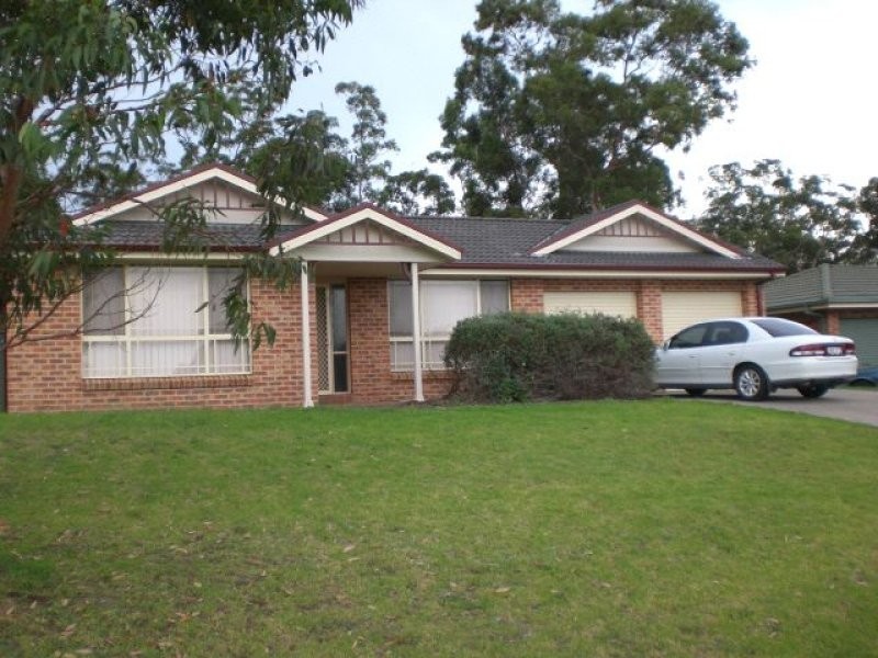 42 Lydon Crescent, West Nowra NSW 2541