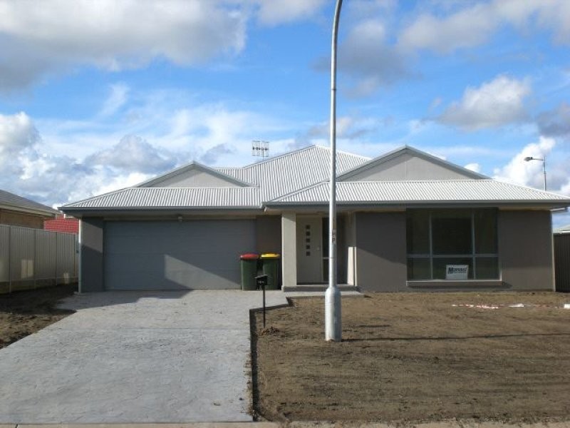 49 Isa Road, Worrigee NSW 2540