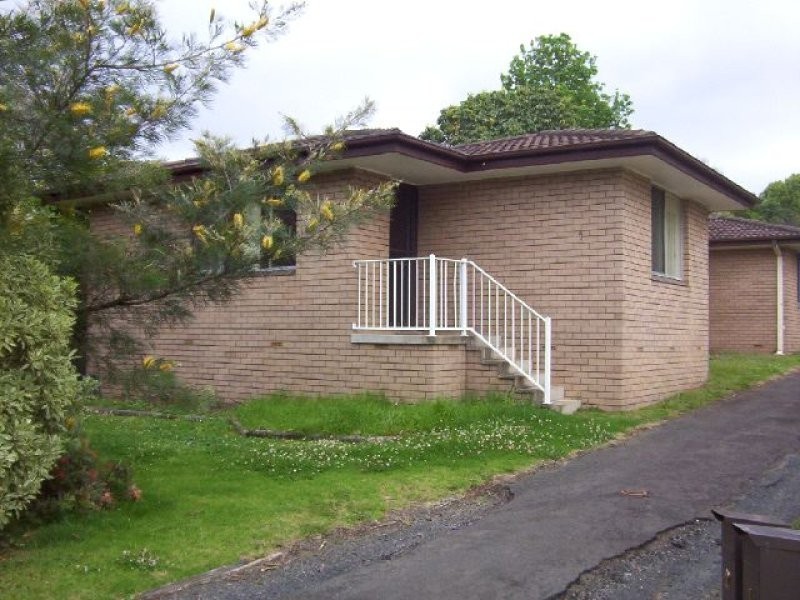 1/5 Numrock St, Bomaderry NSW 2541