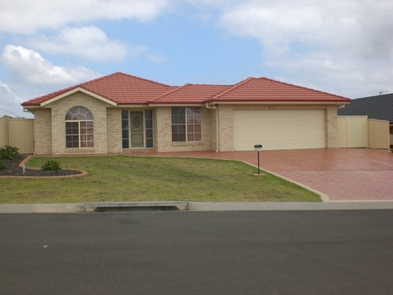 10 Myall Close, Worrigee NSW 2540