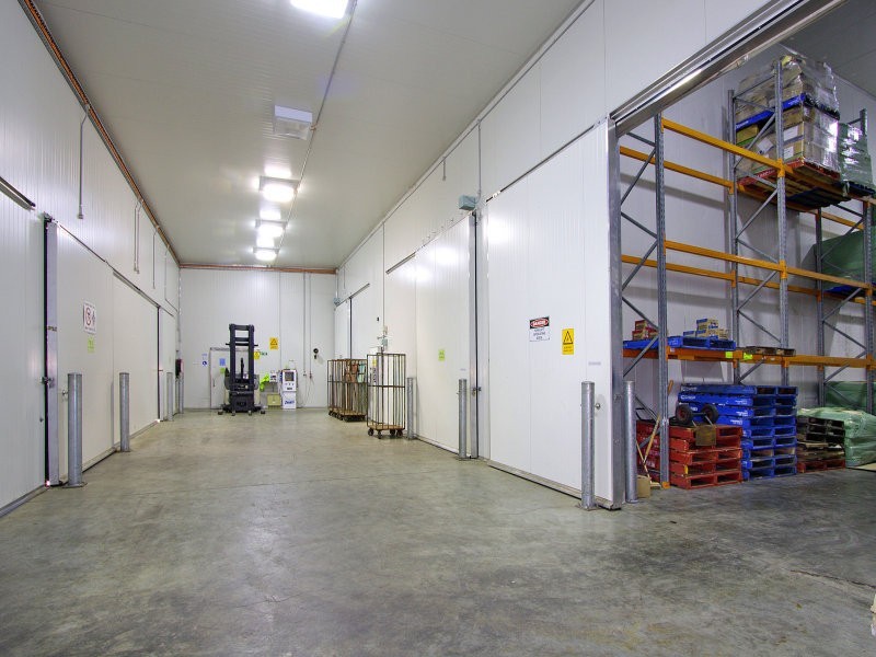 33 Norfolk Avenue, South Nowra NSW 2541