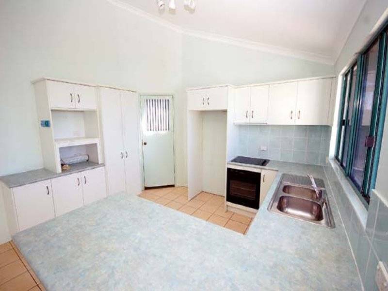 30 Alexander Street, Zilzie QLD 4710