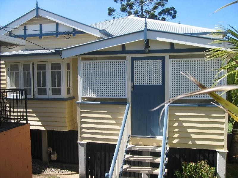 29 Tenth Ave, Windsor QLD 4030