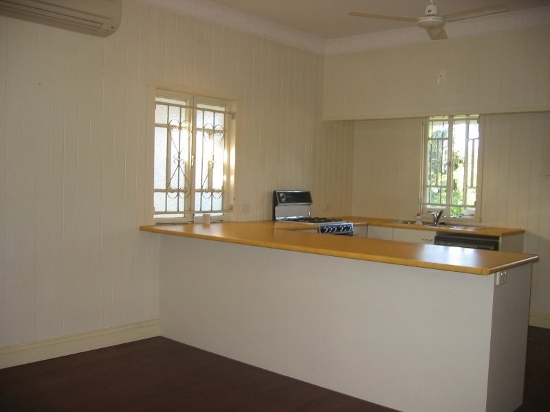 29 Tenth Ave, Windsor QLD 4030
