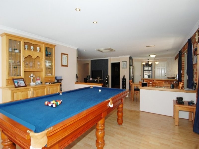 8 Shoalwater Parkway, Iluka WA 6028