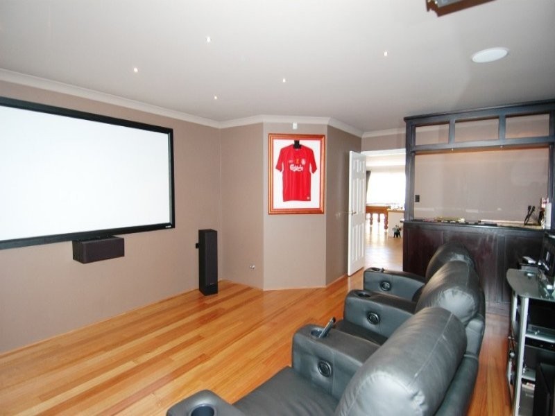 8 Shoalwater Parkway, Iluka WA 6028