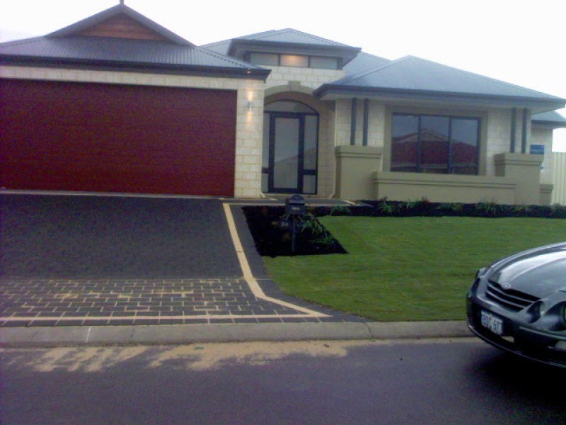 24 Fairland Loop, Madeley WA 6065