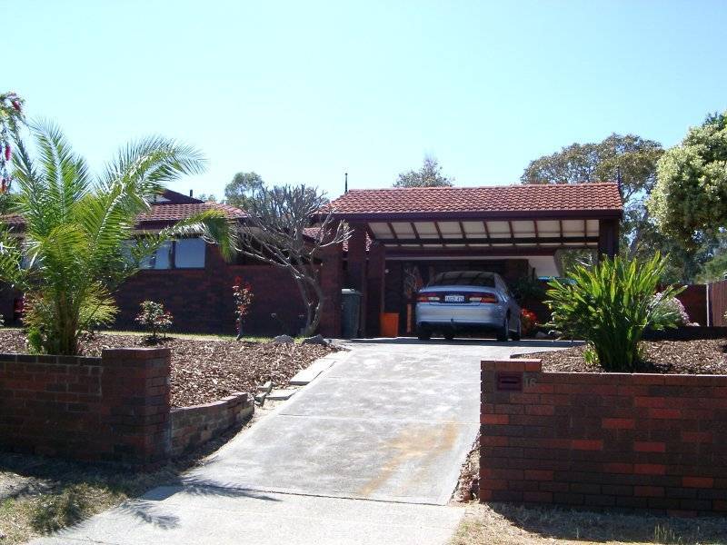 16 Lalina Way, Wanneroo WA 6065