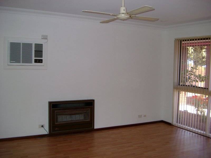 16 Lalina Way, Wanneroo WA 6065