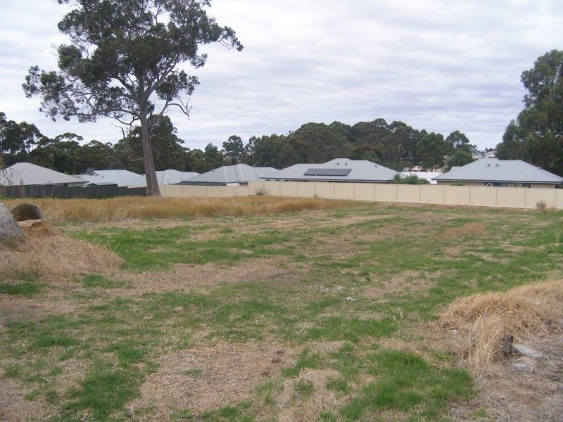 20 Willow Creek Dr, Denmark WA 6333