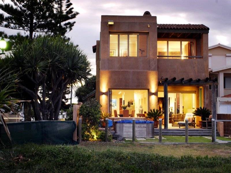 17 Hedges Avenue, Mermaid Beach QLD 4218
