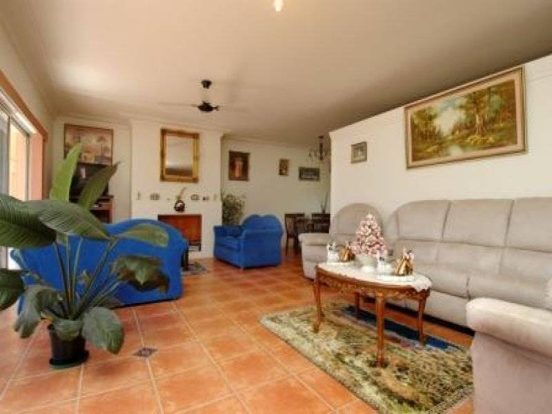 67 Clear Island Road, Broadbeach Waters QLD 4218