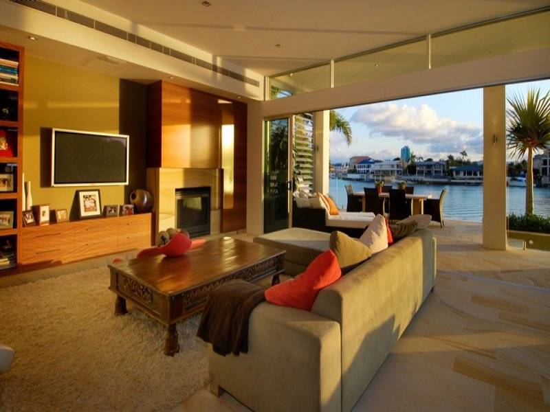 70 Admiralty Drive, Paradise Waters QLD 4217