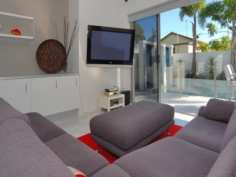 28 Redondo Avenue, Miami QLD 4220