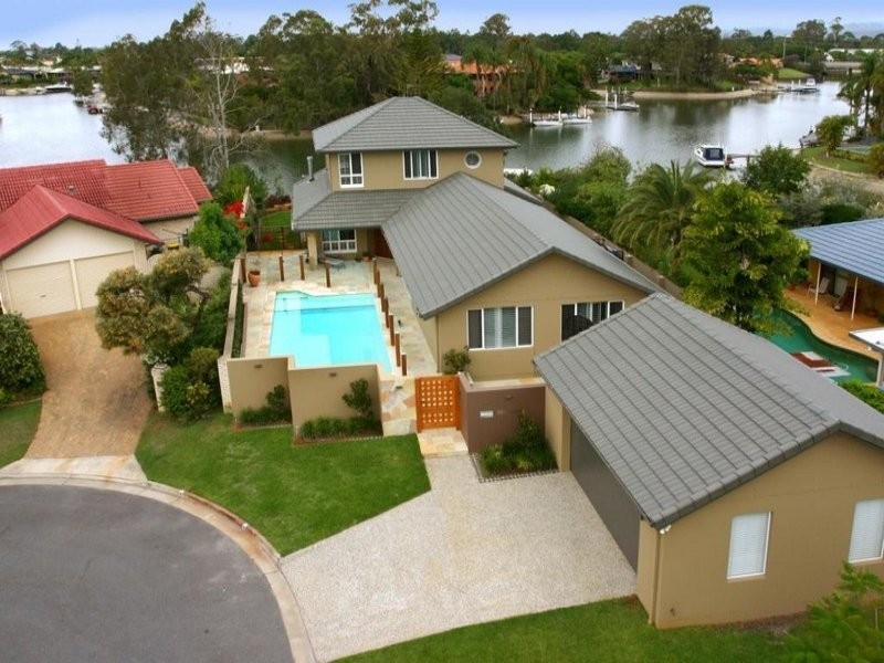 53 River Crescent, Broadbeach Waters QLD 4218