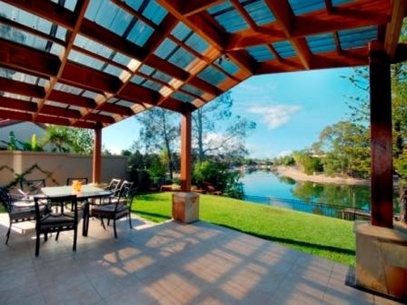 53 River Crescent, Broadbeach Waters QLD 4218