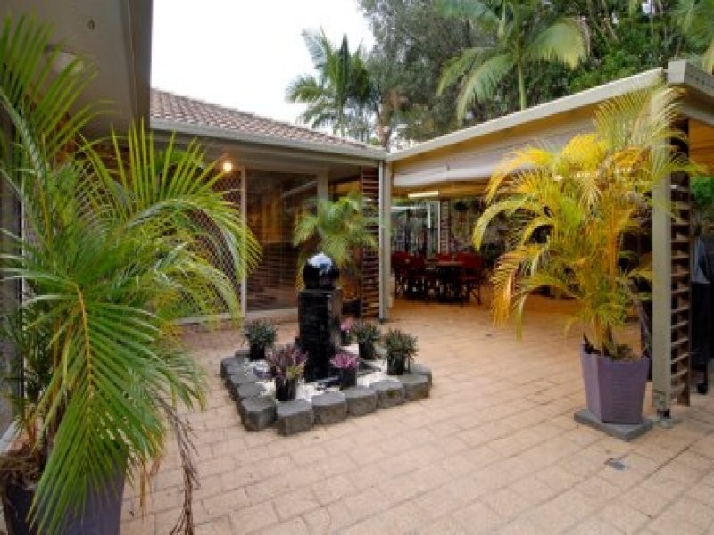 10 Wayville Place, Robina QLD 4226