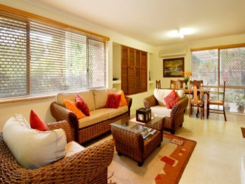 10 Wayville Place, Robina QLD 4226