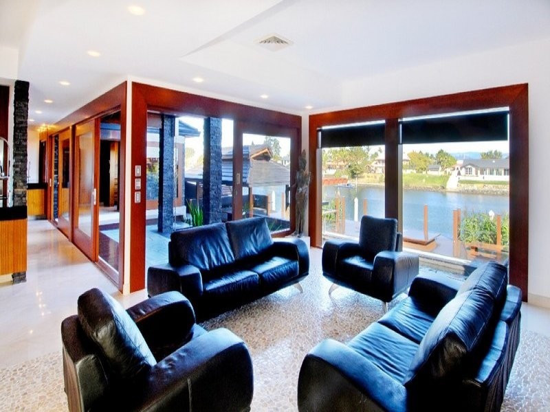 64 Cabana Boulevard, Benowa QLD 4217