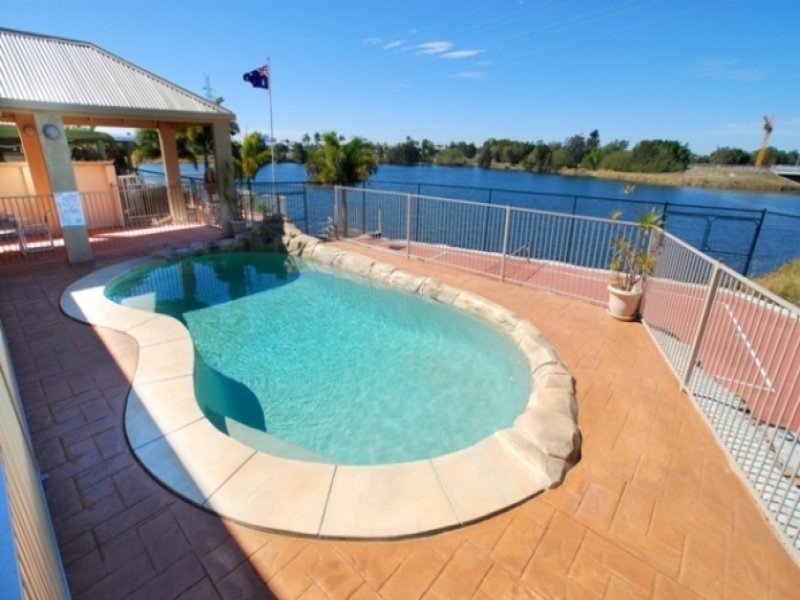 59 Port Jackson Boulevard, Clear Island Waters QLD 4226