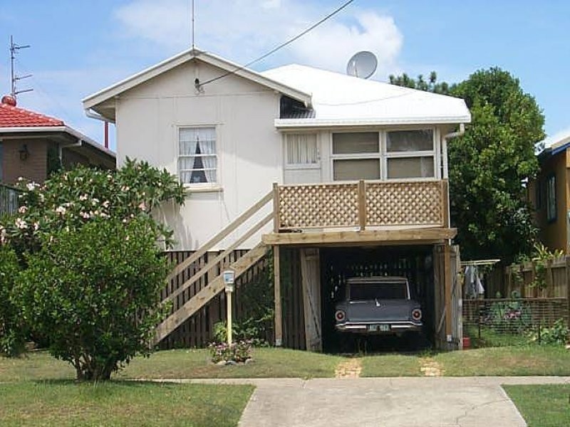 24 Sunbrite Avenue, Mermaid Beach QLD 4218