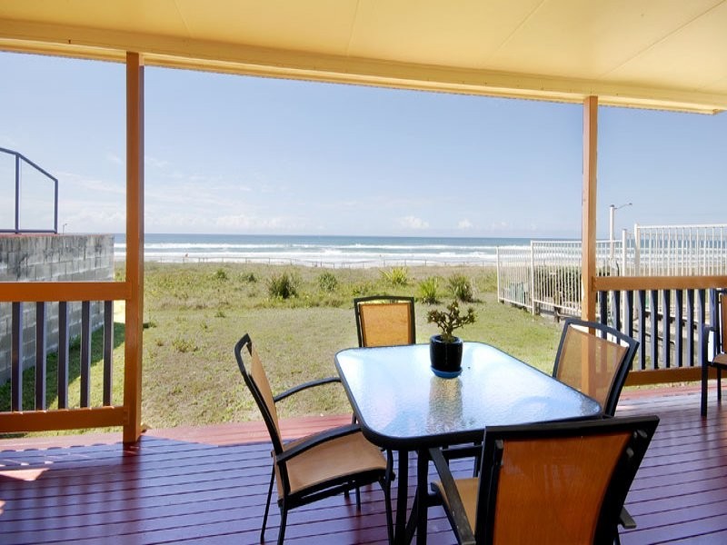 167 Hedges Avenue, Mermaid Beach QLD 4218