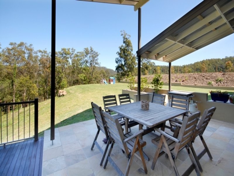 37 Samuel Drive, Tallebudgera QLD 4228