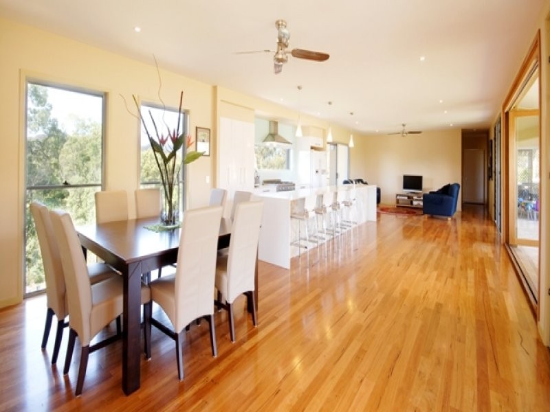 37 Samuel Drive, Tallebudgera QLD 4228