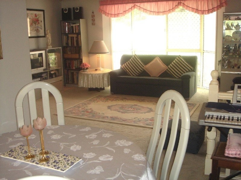 4 Bronzewing Close, Elanora QLD 4221