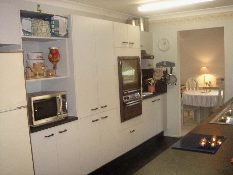 4 Bronzewing Close, Elanora QLD 4221