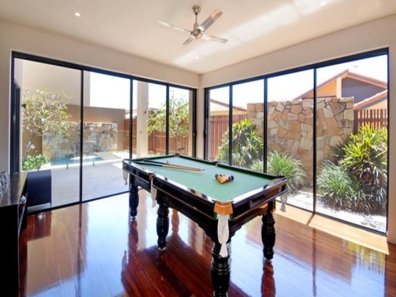 18a Brakes Crescent, Miami QLD 4220