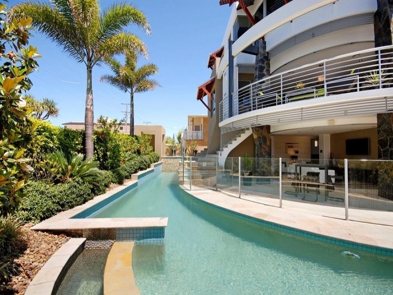 36 Hedges Avenue, Mermaid Beach QLD 4218