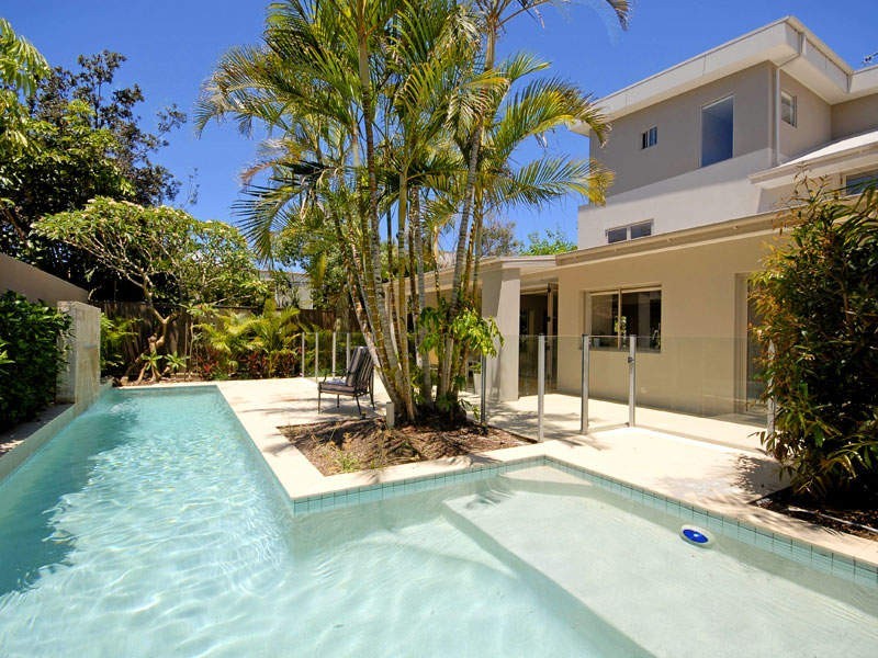 23 Hilda Street, Mermaid Beach QLD 4218
