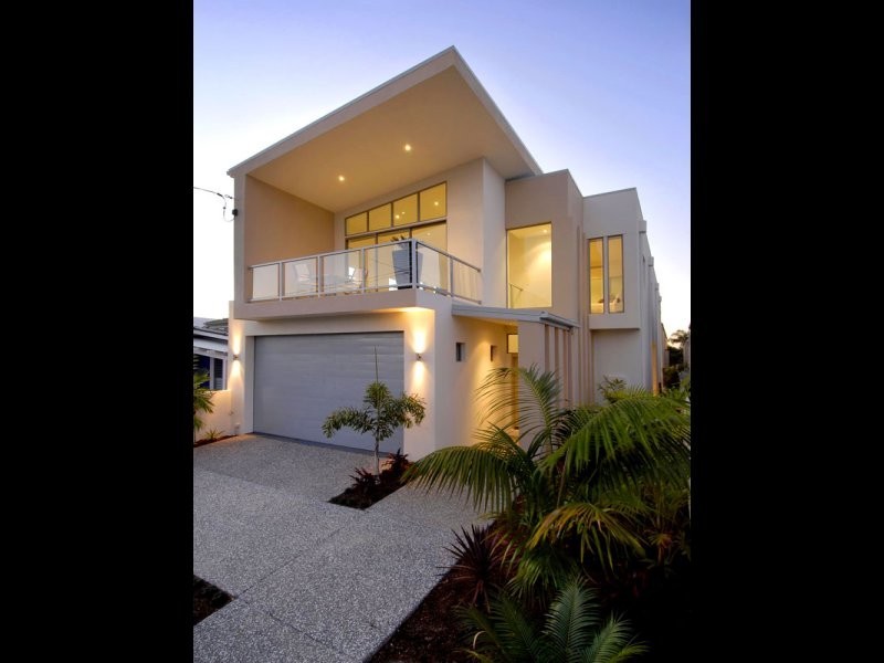 27 Tamborine Street, Mermaid Beach QLD 4218