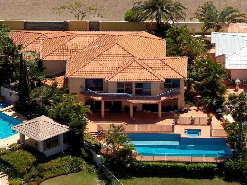 3 Montego Court, Mermaid Waters QLD 4218