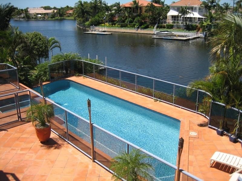 3 Montego Court, Mermaid Waters QLD 4218