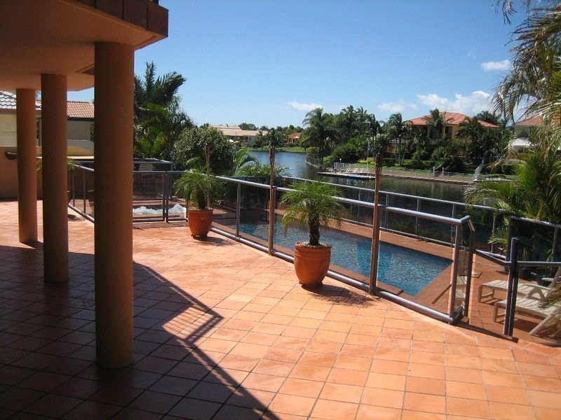 3 Montego Court, Mermaid Waters QLD 4218