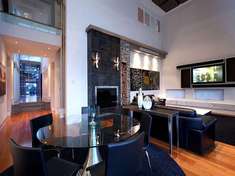 95 Gibraltar Drive, Isle Of Capri QLD 4217