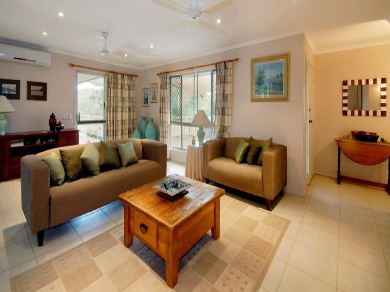 7 Todman Drive, Mudgeeraba QLD 4213