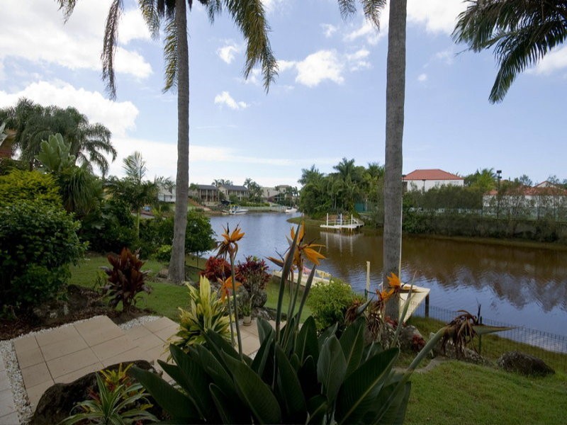 27 Gregory Drive, Carrara QLD 4211