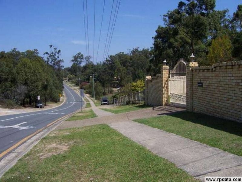 1 Woodlands Way, Parkwood QLD 4214