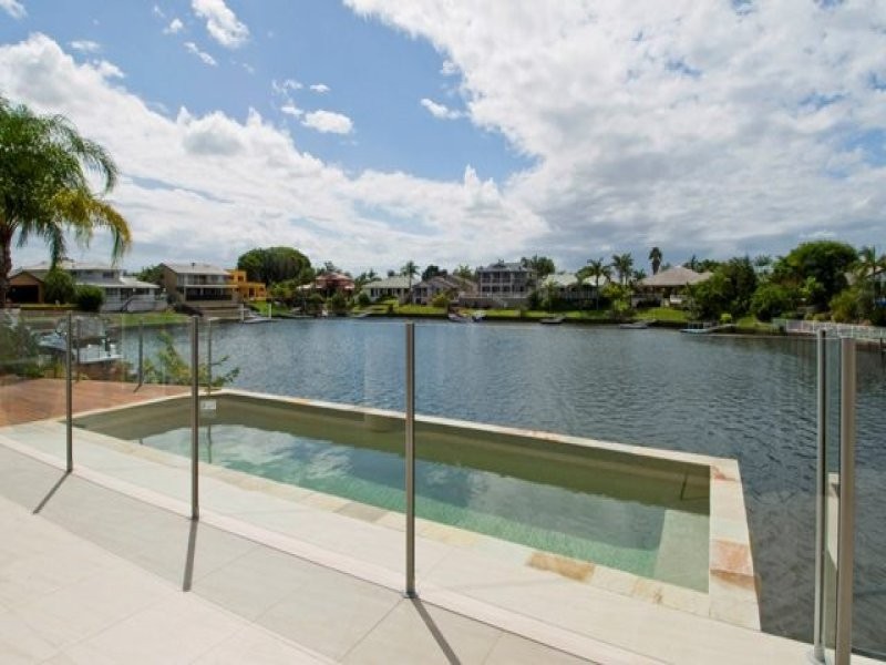 10 Montego Court, Mermaid Waters QLD 4218
